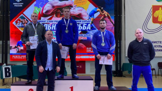 18 медалей завоевали вольники на чемпионате СЗФО в Сыктывкаре