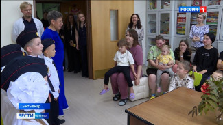 Юные кадеты побывали у ребят, которые проходят лечение в кардиологическом диспансере