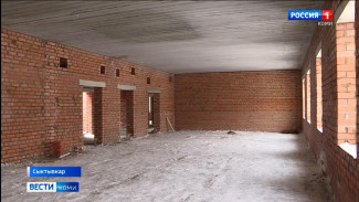 В Сыктывкаре продолжается строительство нового корпуса детской клинической больницы