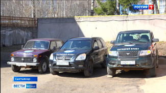 Сотрудники регионального Управления Росреестра передали активистам Народного фронта автомобили для бойцов, проходящих службу в зоне специальной военной операции