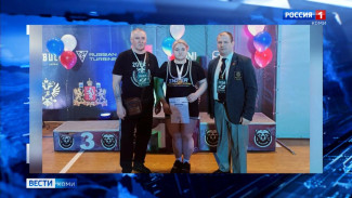 Спортсменка из Коми Екатерина Чарикова стала чемпионкой России по пауэрлифтингу