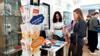 Эксперты Банка России представили современные форматы финансового просвещения на форуме «Точки опоры» в Коми