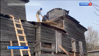 Волонтеры проекта Возрождение деревянных храмов Коми организовали субботник по восстановлению исторической часовни в д. Пустошь