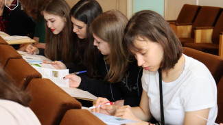 Академия Госслужбы впервые провела просветительскую акцию "Пушкинский диктант – 2024"