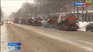 В усиленном режиме работы провели минувшую ночь сыктывкарские дорожники