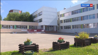 Депутаты Госсовета и столицы Коми оценили готовность сыктывкарских учебных заведений к новому учебному году