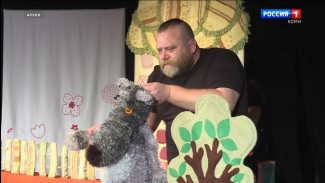 В Государственном академическом театре драмы имени В. Савина пройдет VII Международный фестиваль театров кукол "В гостях у Мойдыся"