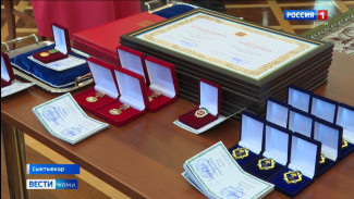 Церемония вручения госнаград России и Республики работникам лесной отрасли Коми