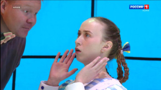 Национальный музыкально-драматический театр представляет премьеру сказки "Алиса в Стране чудес"