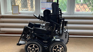 В Коми впервые поступили два шагающих кресла-коляски для бойцов СВО