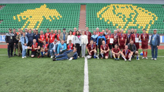 В Сыктывкаре прошел республиканский турнир по футболу 8х8 среди ветеранов памяти Н.В. Попова