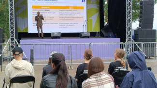 От психологии до нейросетей: на Дне молодежи в Коми работала площадка «Знания»