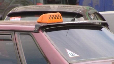 Разрешения на перевозку пассажиров легковым такси в Коми стали бесплатными