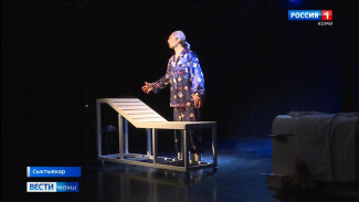 Донецкие артисты показали драму «Дорога домой» на малой сцене Академического театра драмы им. Виктора Савина