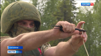 На военном полигоне под Сыктывкаром проходят учения сотрудников спецподразделений Федеральной службы войск национальной гвардии России и военнослужащих по контракту