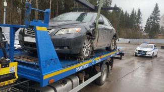 В Сыктывкаре иномарка должников доставлена на спецстоянку