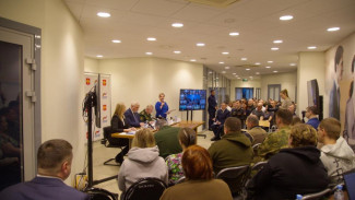 Владимир Уйба ответил на вопросы родных и близких участников СВО