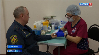 Сотрудники МЧС по Коми поучаствовали в благотворительной акции по сдаче донорской крови