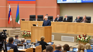 В Коми приняли социально ориентированный бюджет на ближайшую трёхлетку