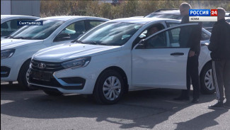 Ключи от новых автомобилей от Отделения СФР по Республике Коми получили 6 пострадавших на производстве жителей региона