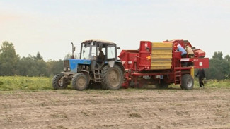 Благодаря поддержке правительства республики аграрии Коми завершили уборочную кампанию с перевыполнением плана