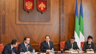 Ростислав Гольдштейн призвал активнее информировать жителей Коми о ходе благоустройства общественных территорий