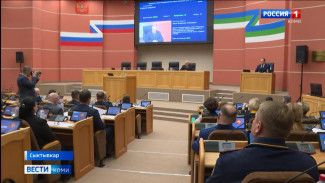 Председателем Государственного совета Коми стал Александр Макаренко