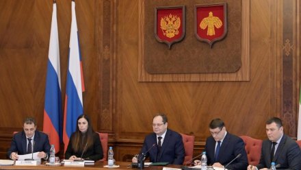 «Работать ради людей и возродить гордость за республику», - Ростислав Гольдштейн обозначил депутатам общие задачи