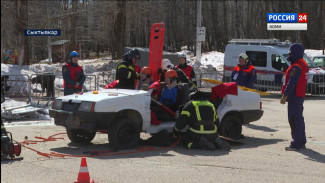 В Сыктывкаре прошли соревнования среди спасателей Северо-западного федерального округа