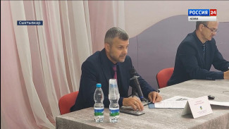 В столичном поселке Краснозатонский состоялась выездная общегородская планёрка