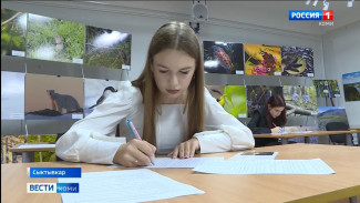 В Сыктывкаре открылся IX Межрегиональный конкурс детского и юношеского изобразительного искусства