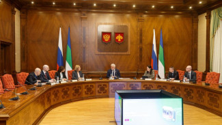 Владимир Уйба провёл совещание по развитию цифровых технологий в Республике Коми