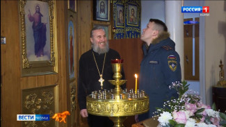 В преддверии Рождества сотрудники МЧС России по Коми провели профилактические рейды в храмах по всей республике