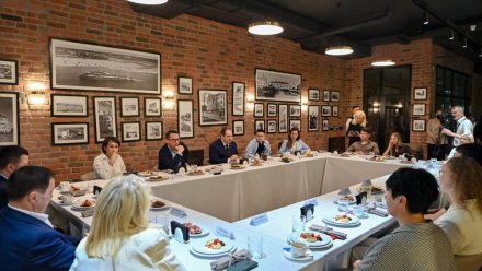 Ростислав Гольдштейн и представители турбизнеса договорились объединить усилия для привлечения туристов в регион