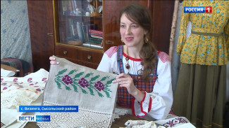 Жительница Визинги Евгения Кичигина в пятый раз стала лауреатом республиканской выставки «Мастер года»