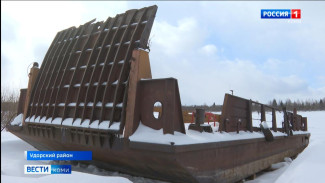 Паромная переправа на реке Мезень нуждается в ремонте