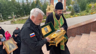 В Сыктывкар привезли мощи преподобного Серафима Саровского