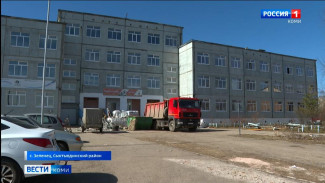 В Зеленецкой школе восьмой месяц продолжается капитальный ремонт