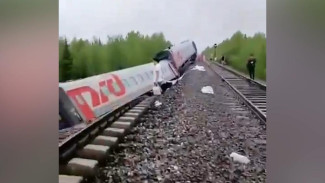 Дожди стали причиной крушения поезда Воркута — Новороссийск 