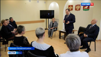 Ростислав Гольдштейн посетил с рабочей поездкой Троицко-Печорский район