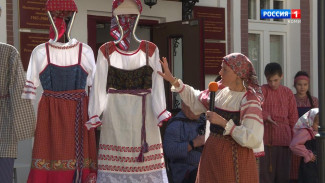 Ас му вылын. Творческая встреча в Центре народного творчества, посвященная коми национальному костюму