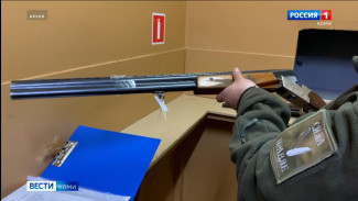 Жители Коми продолжают передавать свое оружие и боеприпасы для нужд СВО