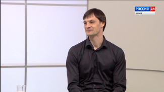 Вести-Интервью. Народный артист Республики Коми Роман Миронов