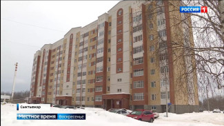 Жильцы дома по Сысольскому шоссе, 17/1 в Сыктывкаре требуют решить проблемы с управляющей компанией 