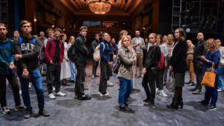 Российское общество «Знание» открывает двери в мир театров для молодежи по всей стране