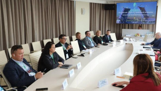 Андрей Белых предложил использовать ИИ для снижения нагрузки на ветслужбу и маркирования северных оленей на Балтийском форуме