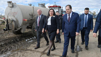 Ростислав Гольдштейн предложил сельхозпредприятию «Нёбдинский» нарастить производство комбикормов для аграриев Коми