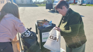 Региональный оператор Севера и общественные инспекторы по охране окружающей среды собрали более 20 кубов пластика и  макулатуры на экологической акции