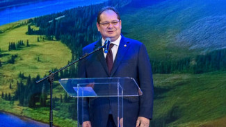 "Наша задача – вернуть Коми статус региона-лидера": Ростислав Гольдштейн поздравил жителей с наступающим Днём Республики Коми