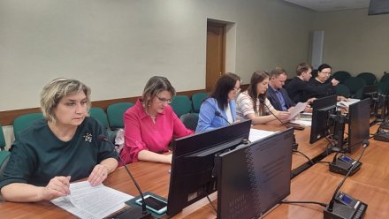 Высадка деревьев, реализация проектов и проведение конкурсов: в Сыктывкаре продолжаются мероприятия, посвященные Году героев в Коми